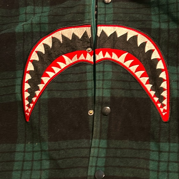 Cool looking Jacket. I get soooo many compliments when I wear it. - Picture 2 of 4